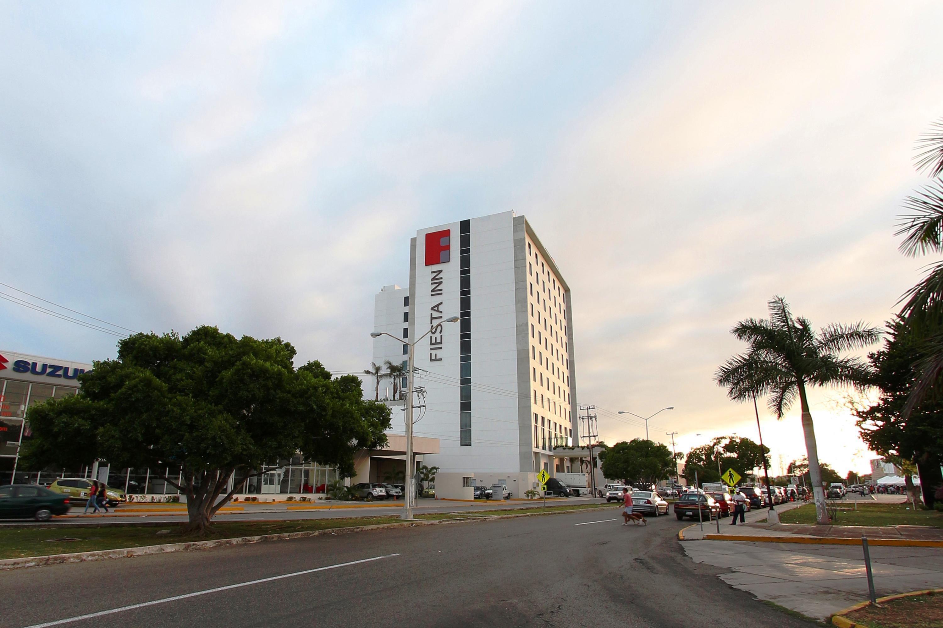 Fiesta Inn Mérida Esterno foto